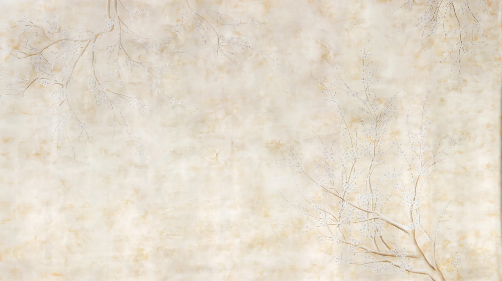 Special colourway on White Metal gilded silk with antiquing