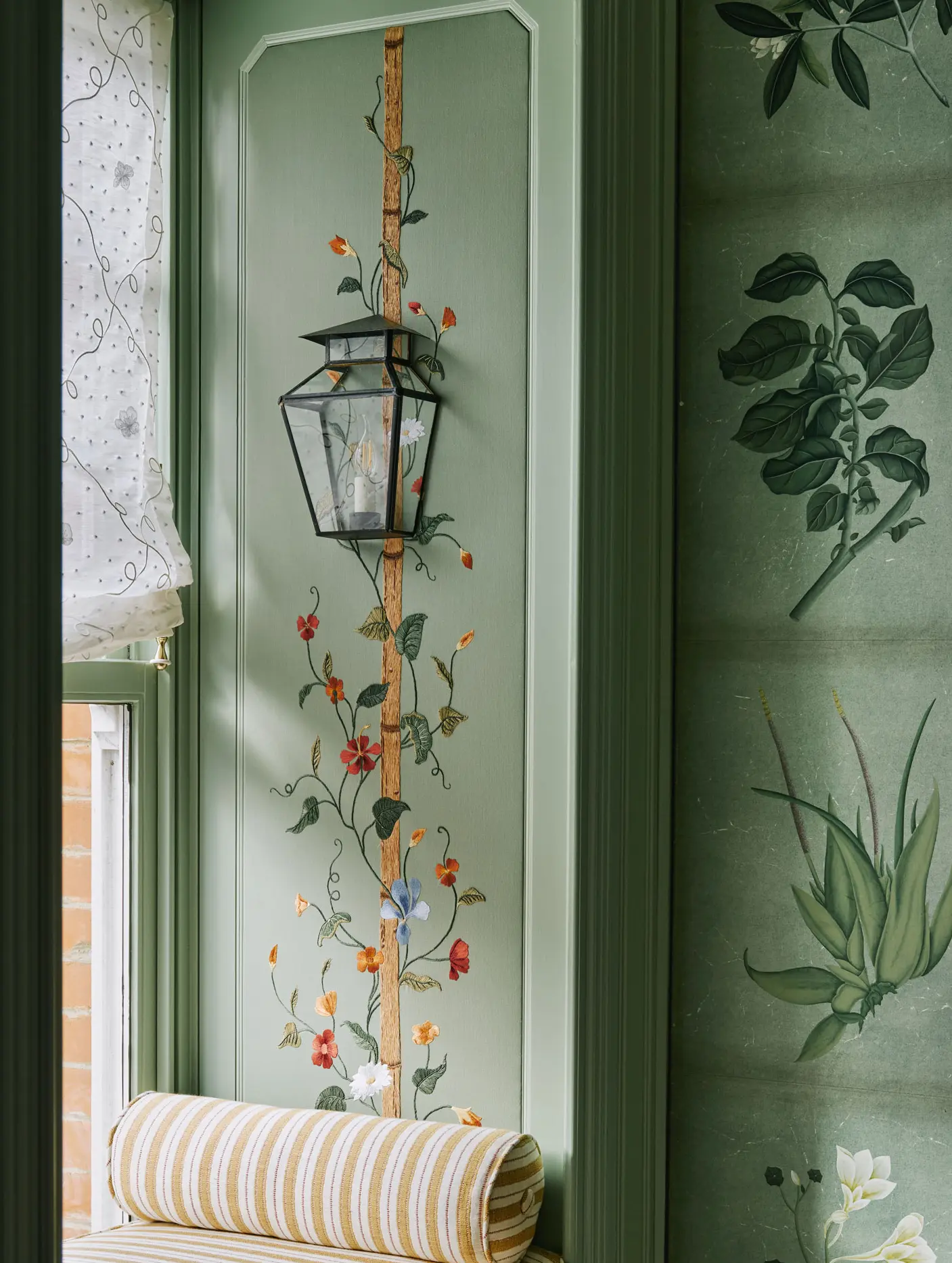 FLORAL LATTICE FLORAL LATTICE