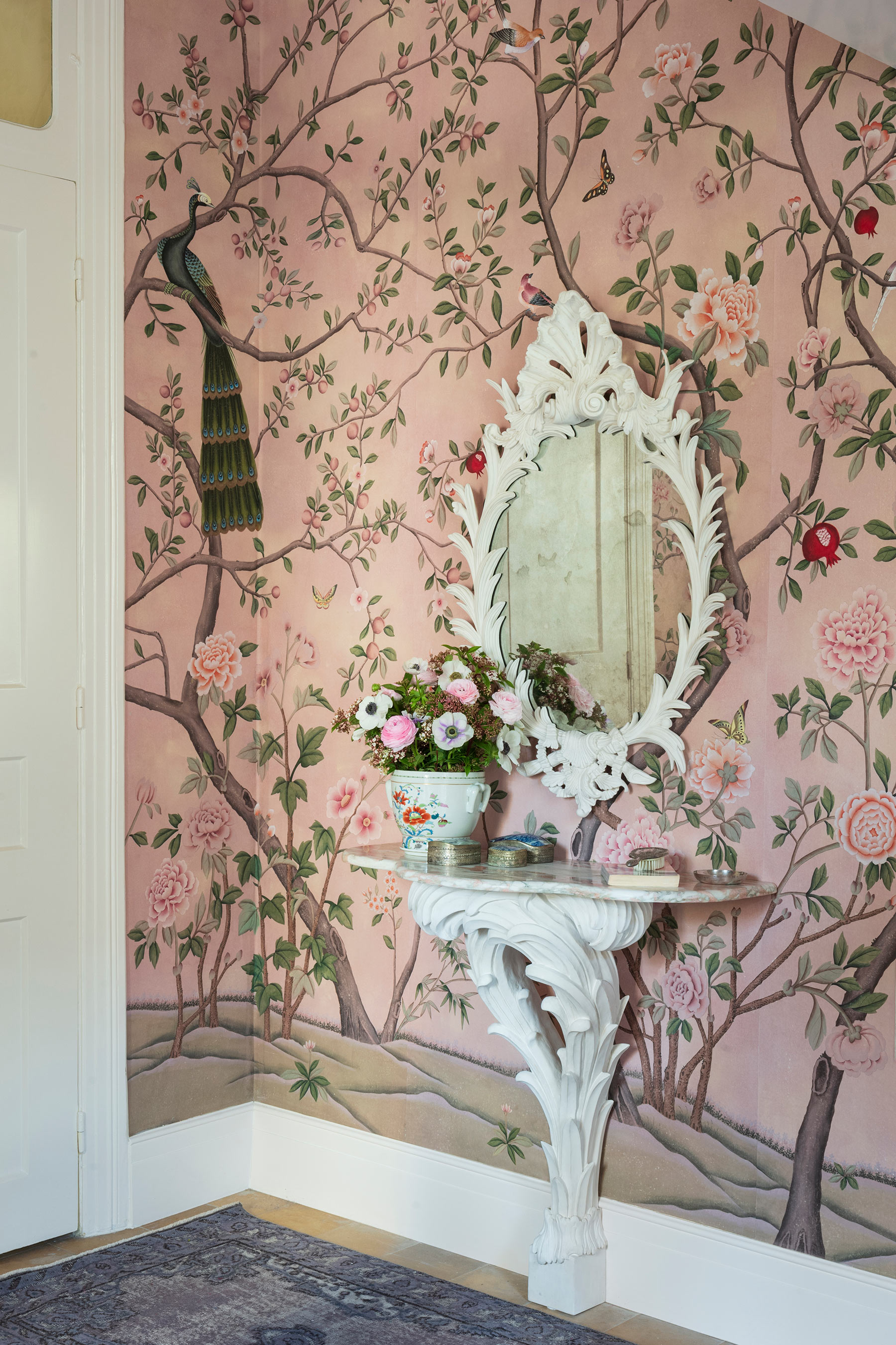 Colourway SC-111 on pink painted Xuan paper with antiquing | de Gournay