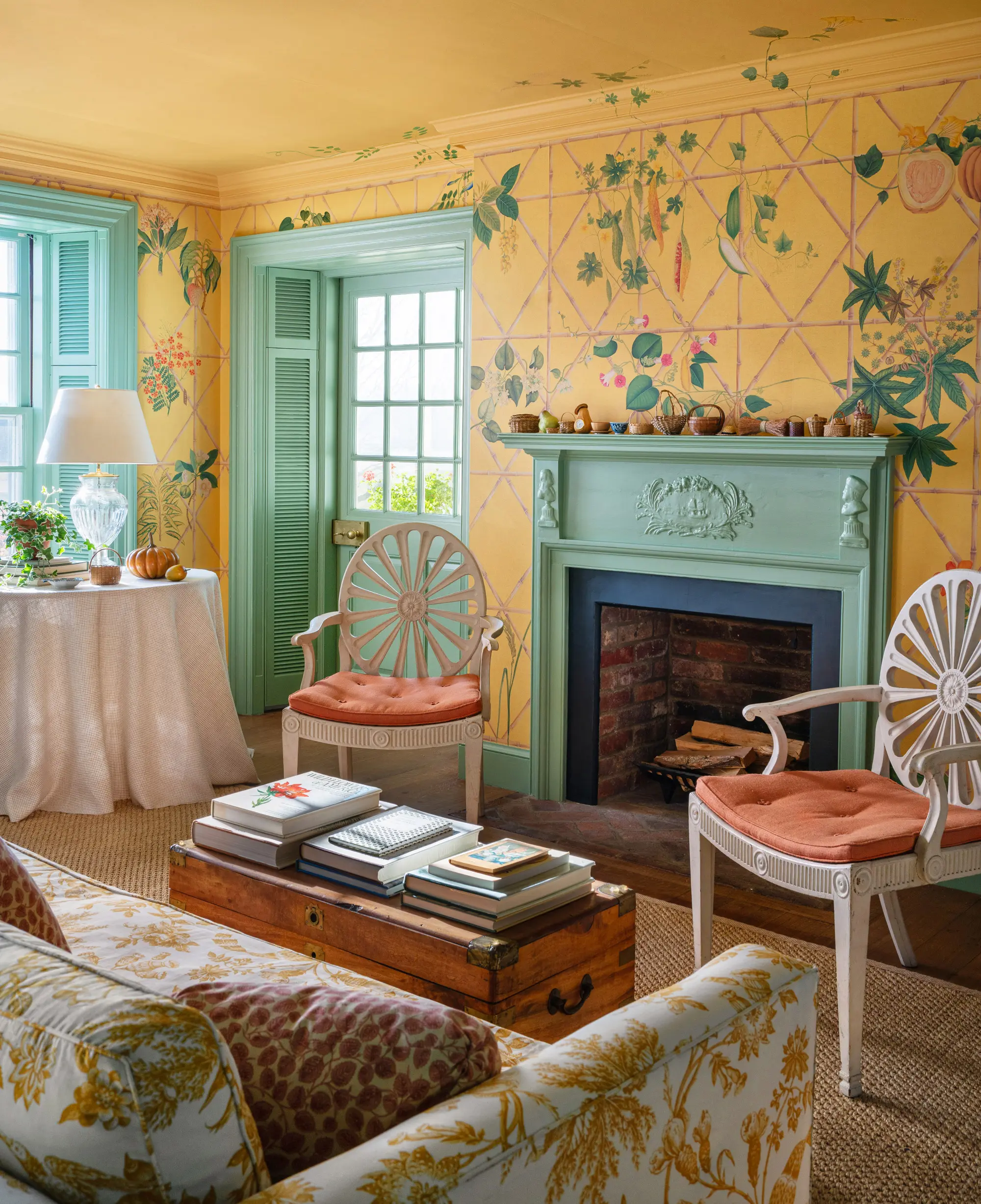 Standard colourway on Yellow Ochre painted Xuan paper