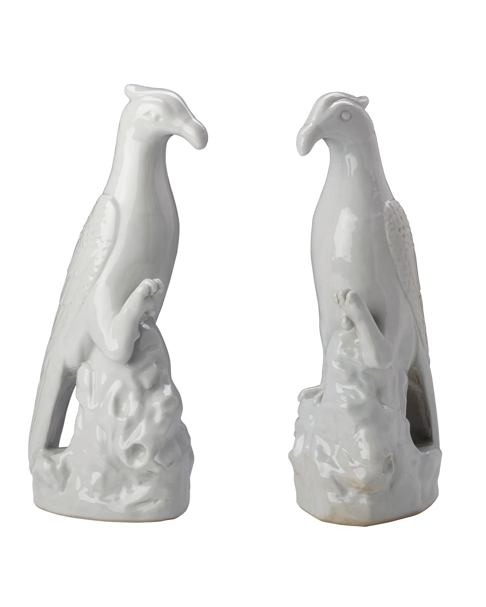 A PAIR OF 18” PARROTS