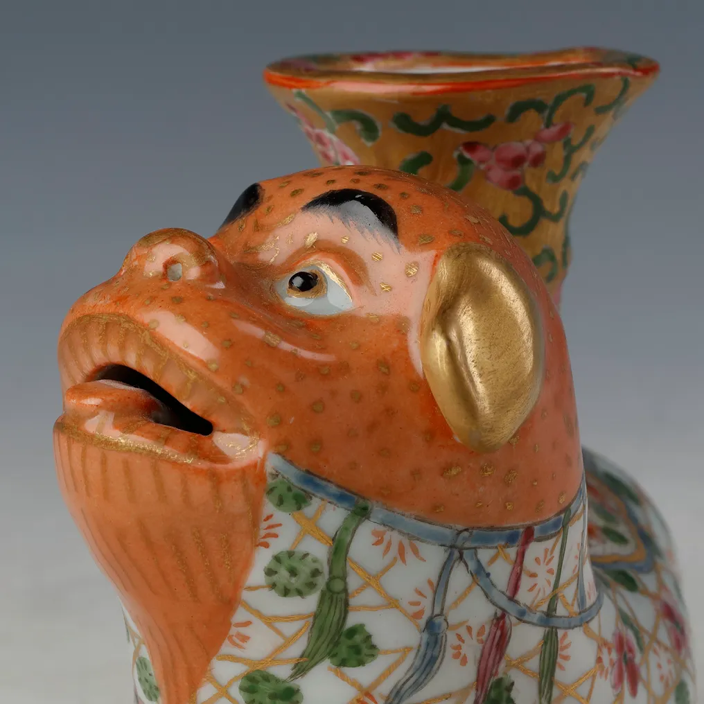 A PAIR OF 4” INCENSE DOGS