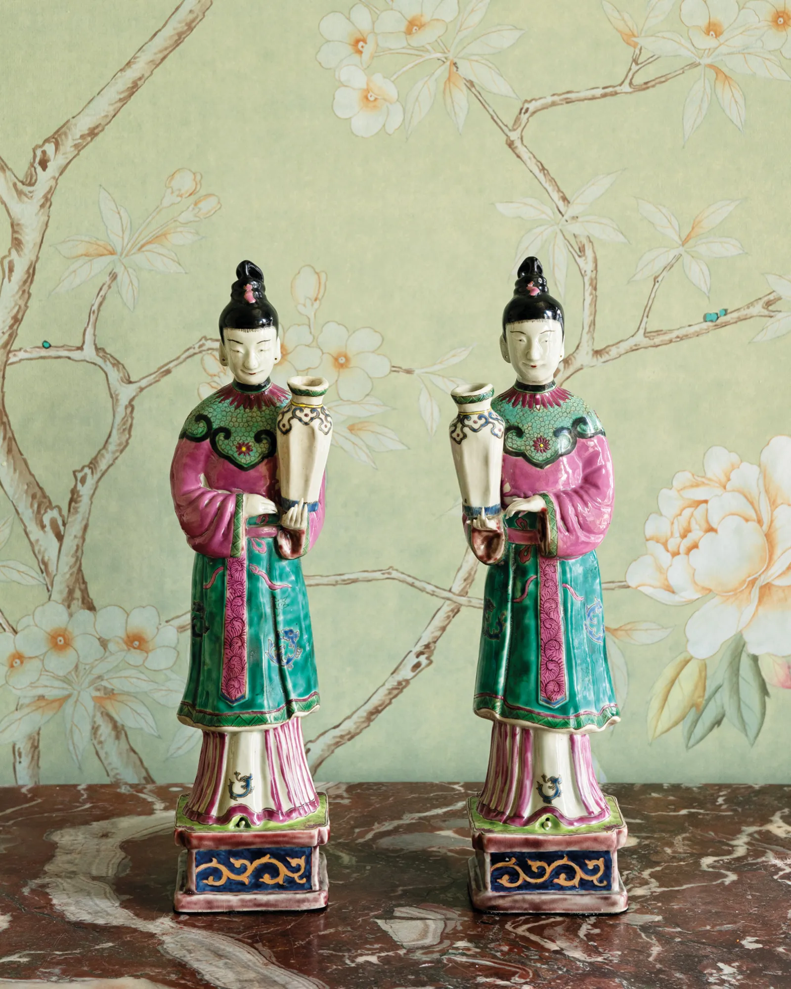 A PAIR OF 13.5” LADIES