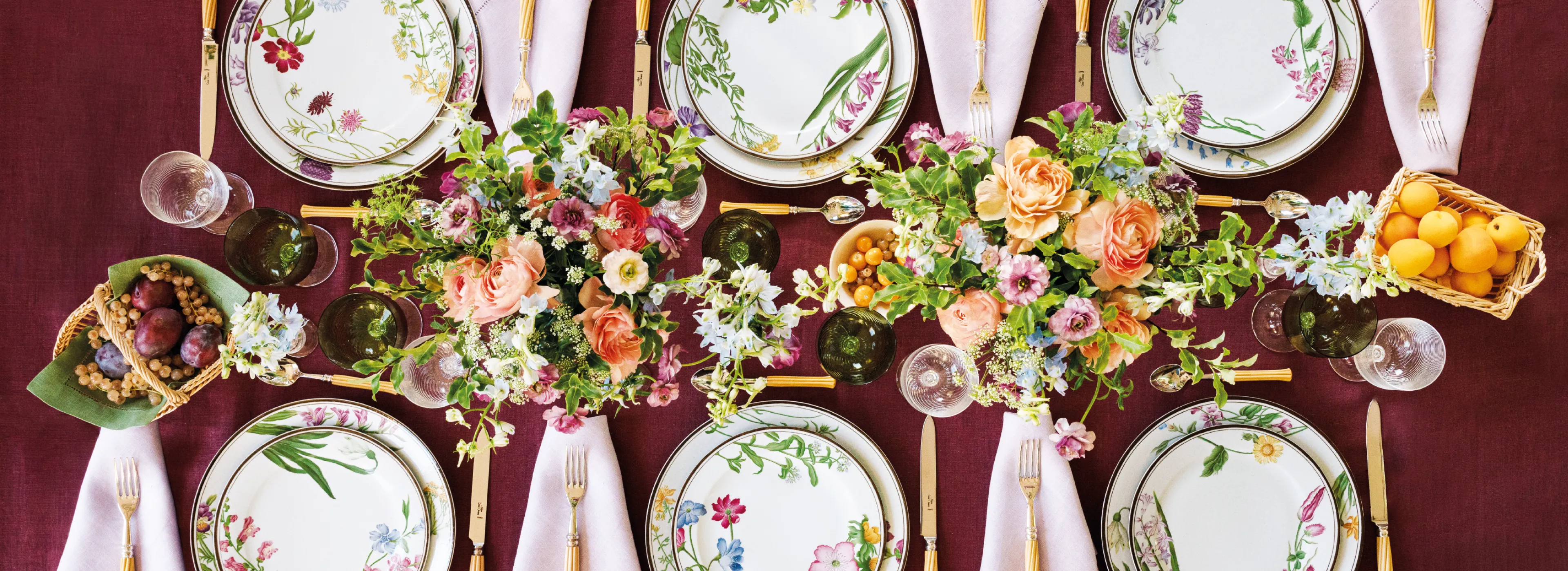 banner of DINNER SERVICES